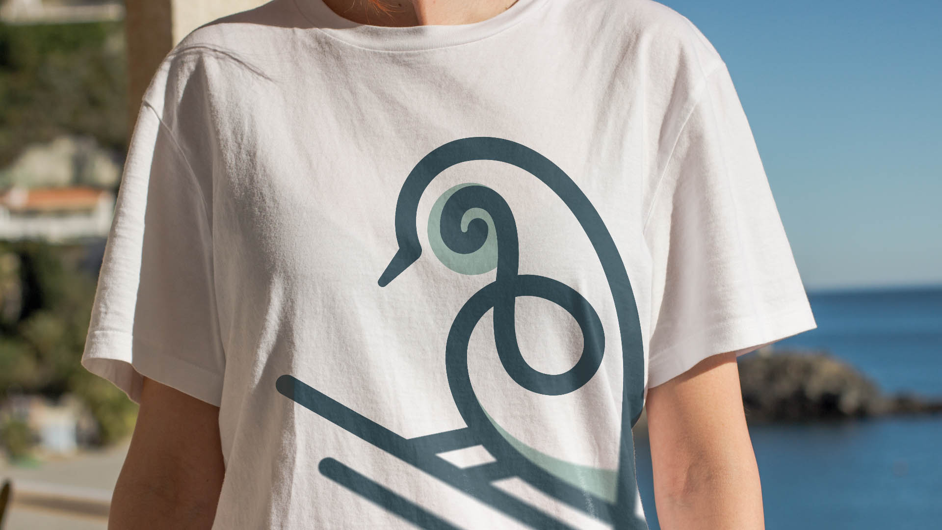 Bird logo: sound and music logo